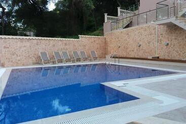 Panzió Michaelangelo Boutique Parga