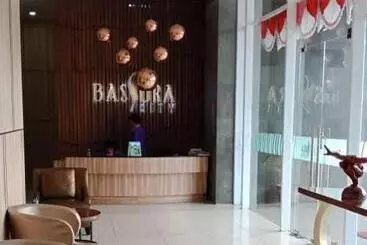 Majatalo Apartemen Bassura City By Globy Property