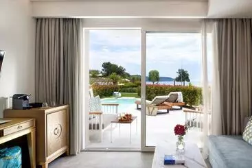 Lomakeskus Alexandra Elegance Bridging Generations