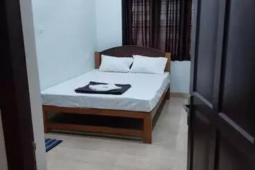 Hotel Madaparambil Residency