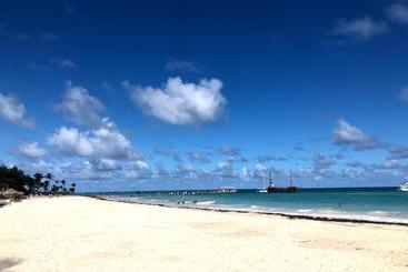 شقة فندقية Beach House 6 Guests Wifi Pool Garden Bbq Parking