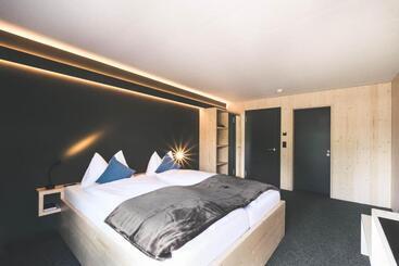 בית מלון כפרי Frutigresort