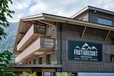 ホテル Frutigresort