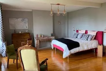 Aamiaismajoitus (B&B) Le Jardin Dans Les Vignes