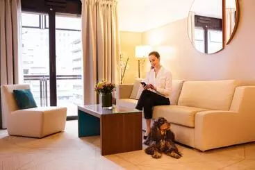 ホテル Fraser Suites Paris La Défense
