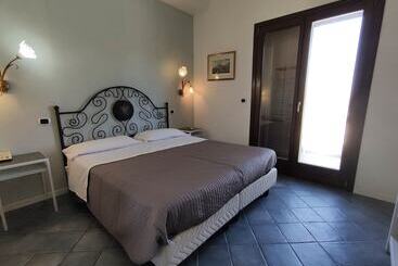 Hotel La Rosa Sul Mare