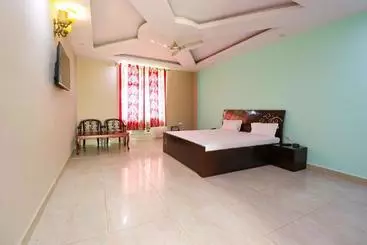 Hotel Spot On  Shree Shyam