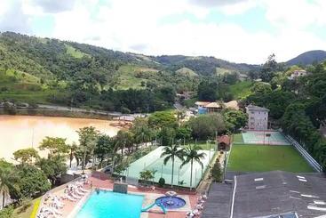 Aparthotel Flat Cavalinho Branco 2b1