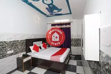 Hotel Oyo 29280 Tirupati Guest House