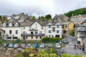 Hotel The Commodore Inn