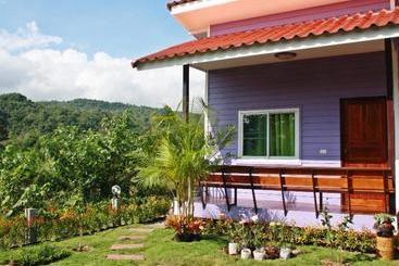Hotell Forget Me Not Khao Yai Resort