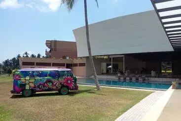 ホテル Avenra Gangaara