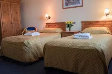 簡易ホテル The Olde Peculiar