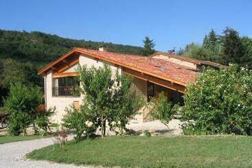Majatalo Chambre D Hôtes La Bourdasse