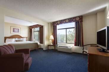 فندق Wingate By Wyndham Augusta Fort Eisenhower