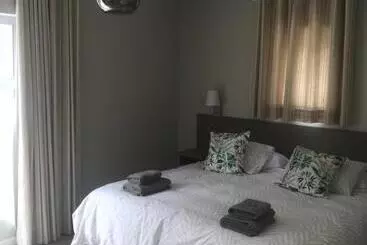 Majatalo The Suites At Waterryk Eco Guest Farm