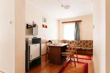 Bed and Breakfast Pension Rose Trandafirul