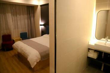 Thank Inn Plus Hotel Shandong Jinan Jiyang Huayang Road