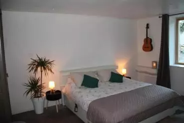 Bed and Breakfast Camping La Cour D Enchère