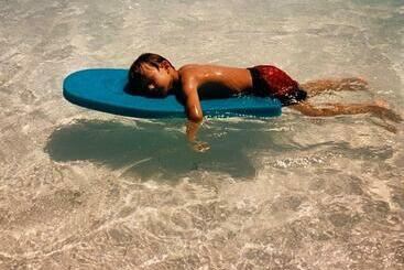 هتل Aqui Hoy Cabañas