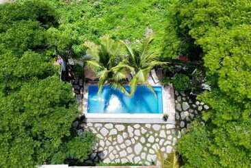 Общежитие Villas Parota Inn