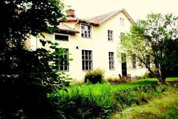 צימר Baggå Skola Bnb & Café