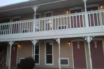 Motelli Victorian Inn