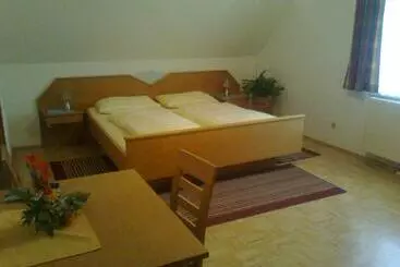 Pensió Gästehaus Freitag Das Kleine