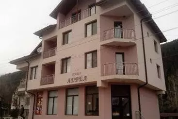 Pension Advel Guest Hous
