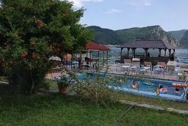 Pension  Casa Lucian