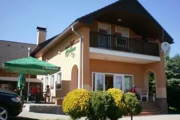 Majatalo Penzion Richnava