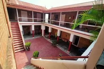 Auberge Hôtelière Naurang Yatri Niwas