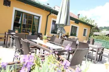 Hostel Schliefauhof