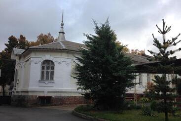 فندق Budynok Pyschevycha