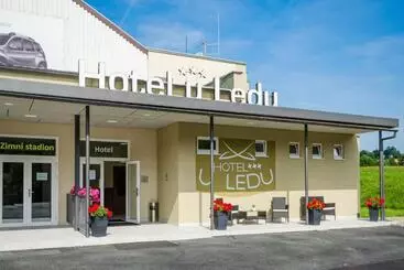 Hotelli U Ledu