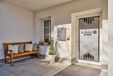 בית מלון כפרי Hofwirt