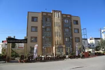 Hotel Kasgar Court