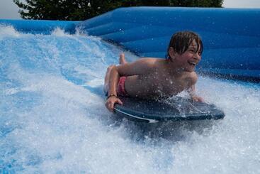 منتجع Ferien Und Freizeitpark Weissenhauser Strand