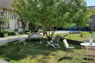 Aamiaismajoitus (B&B) Domaine De La Creuse