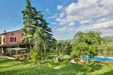 ベッドアンドブレックファースト Bacialupo Foresteria