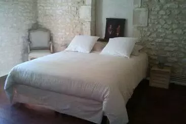 ベッドアンドブレックファースト Chambres D Hôtes La Grange Au Bois