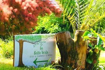 ベッドアンドブレックファースト La Belle Verte