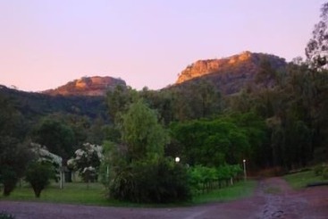 Мотель Sandy Hollow Tourist Retreat