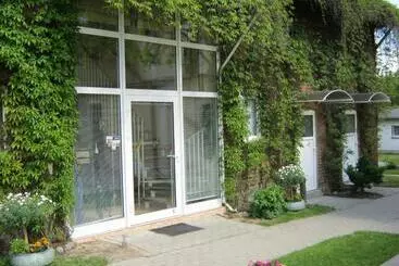 Majatalo Gästehaus Am Schwarzer See