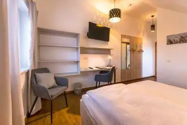 Albergue Familiengasthof Schaller
