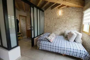 Bed and Breakfast Ferme Historique Jean De La Fontaine Et Ses Chambres D Hôtes Hammam Spa   4 étoiles