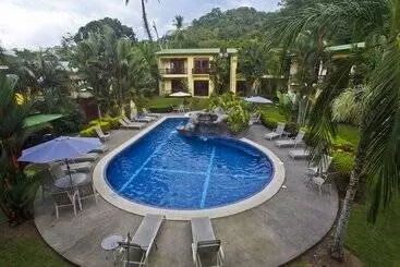 Hotel Club Del Sol By Dream Makers