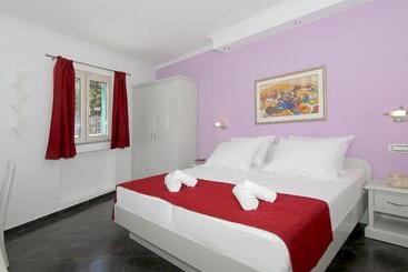 Villa Antea Apartments