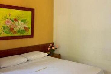 ユースホステル Pousada Grauça