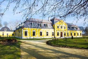 Hotelli Forgách Kastély